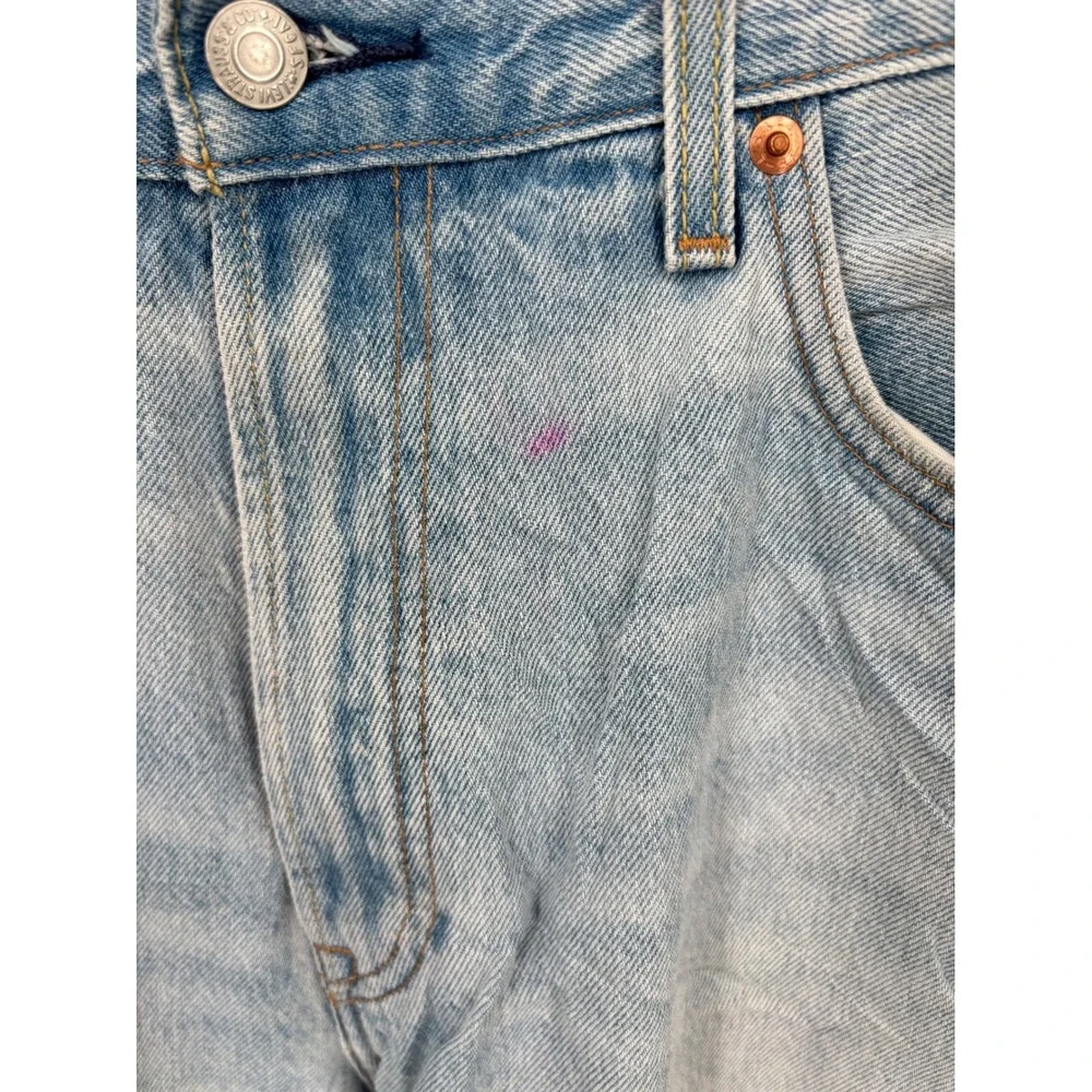Levis Premium 551 Authentic Jeans Mens 33x30 Light Distress Faded  Blue Denim